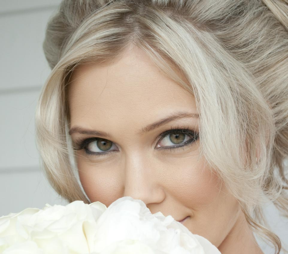 Noosa wedding makeup and hair styling
